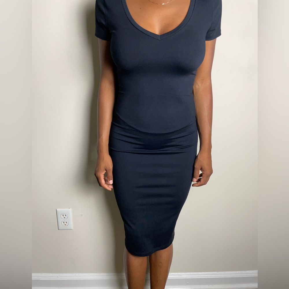 Leith V Neck Midi